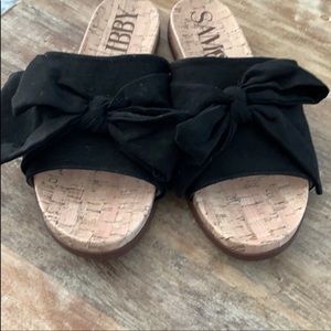 Sam and Libby Black Bow Slip on Sandals